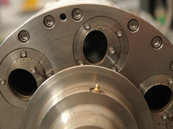 03-decanter centrifuge effluent discharge port